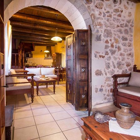 Samonas Traditional Villas Szoba fotó